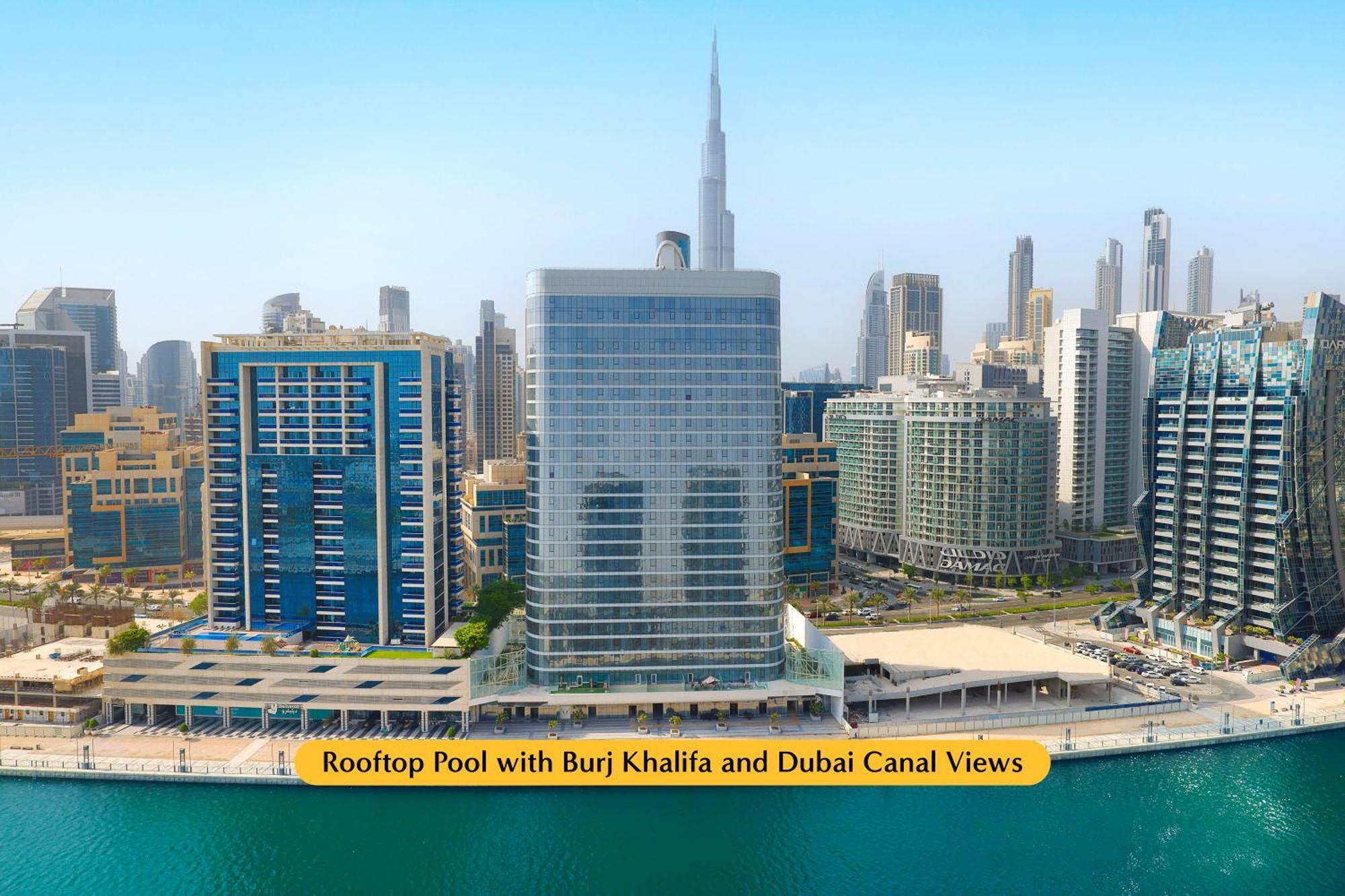 The First Collection Waterfront 4* Dubai