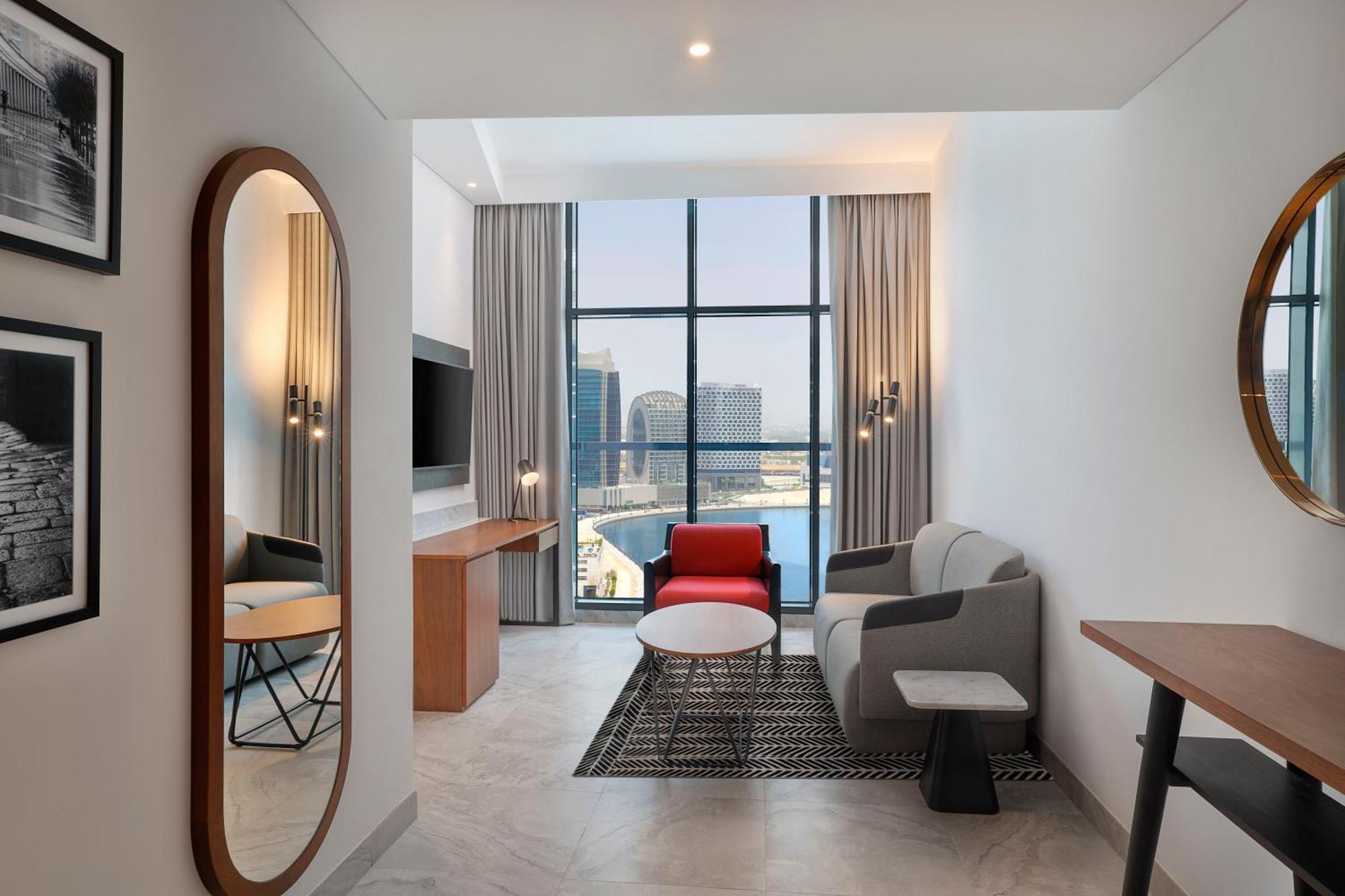 Hotel The First Collection Waterfront 4*